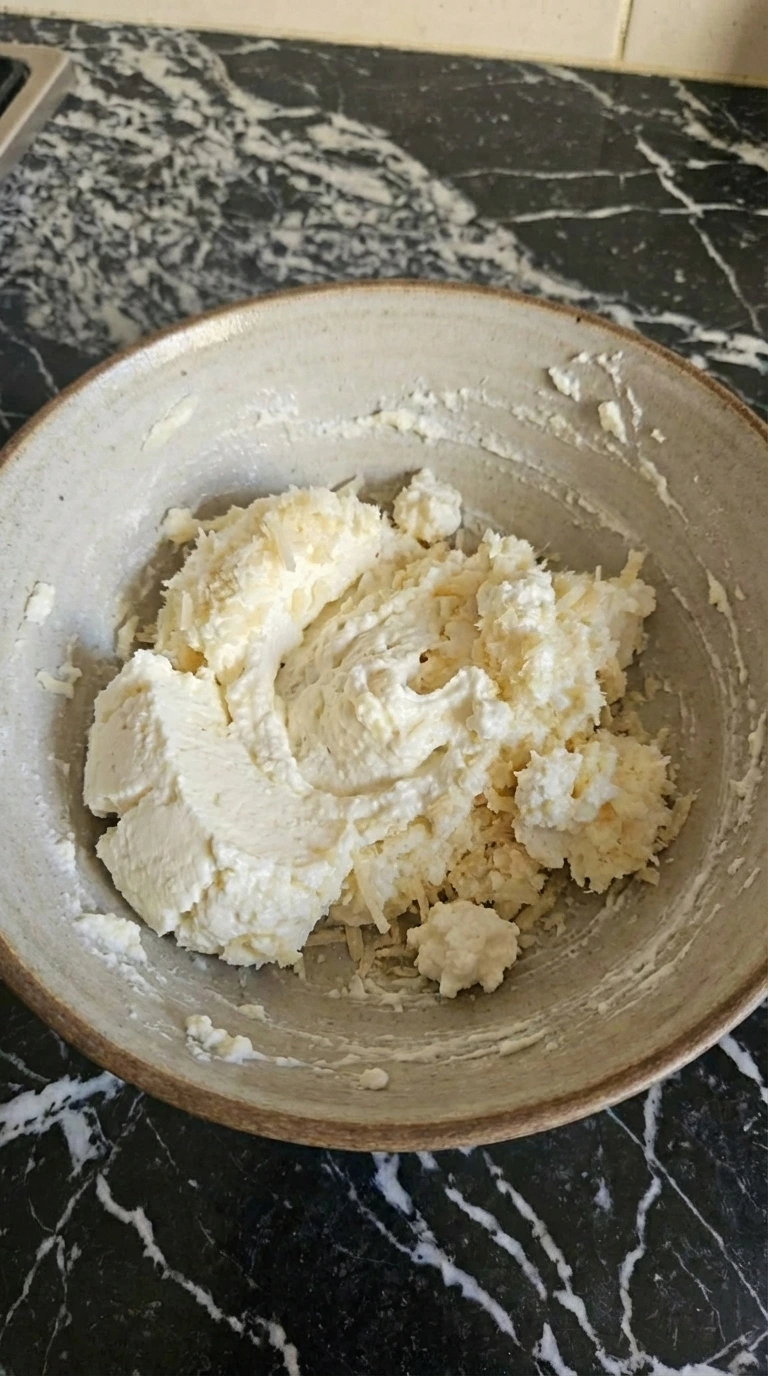ricotta cheese mixture