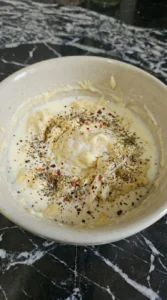 Seasoned creamy sauce