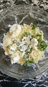 One Pot Lasagna Soup creamy cheese topping mixed with ricotta and mozzarella Recipe focus: creamy lasagna soup.